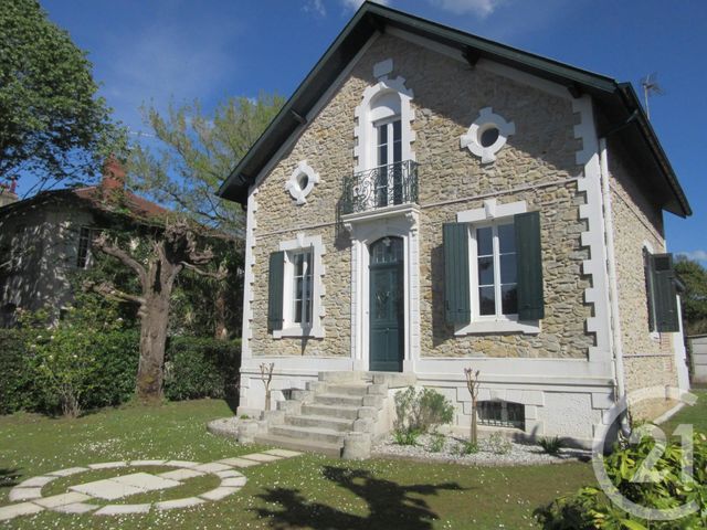 maison à louer - 6 pièces - 168.5 m2 - DAX - 40 - AQUITAINE - Century 21 Glockner